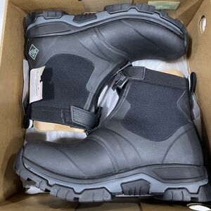 Muck (AXMZ-000) APEX MID ZIP (USED)